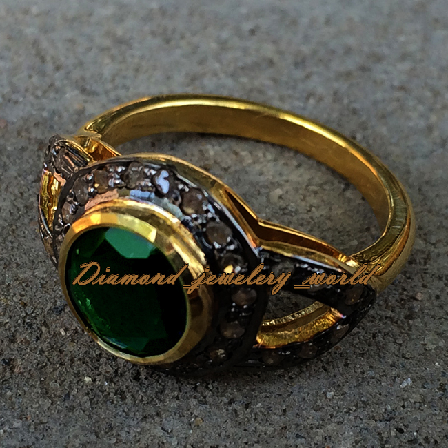 Gorgeous 0.89ctw Rose Cut Diamond Emerald Studded Silver Victorian Ring Jewelry