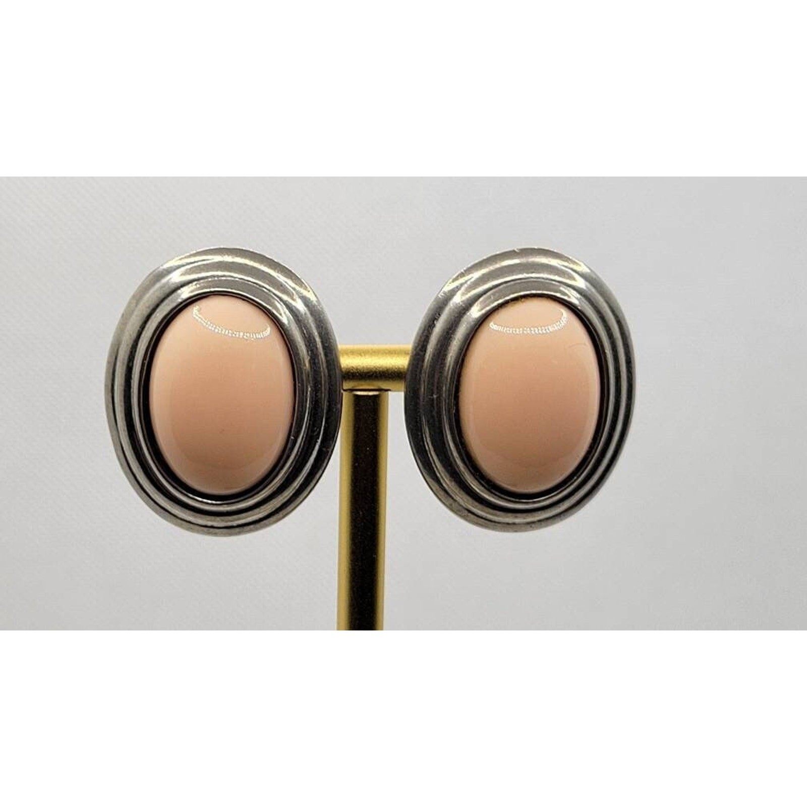 Ben Amun Faux Coral Clip On Earrings Light Peach/Pink Vintage Signed Silvertone