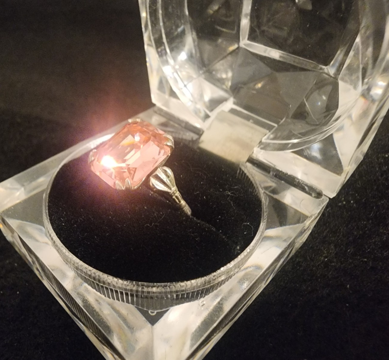Nice Vintage Sterling Silver 925 Radiant Shaped Pink Stone Ring Size 6.75 W/Box