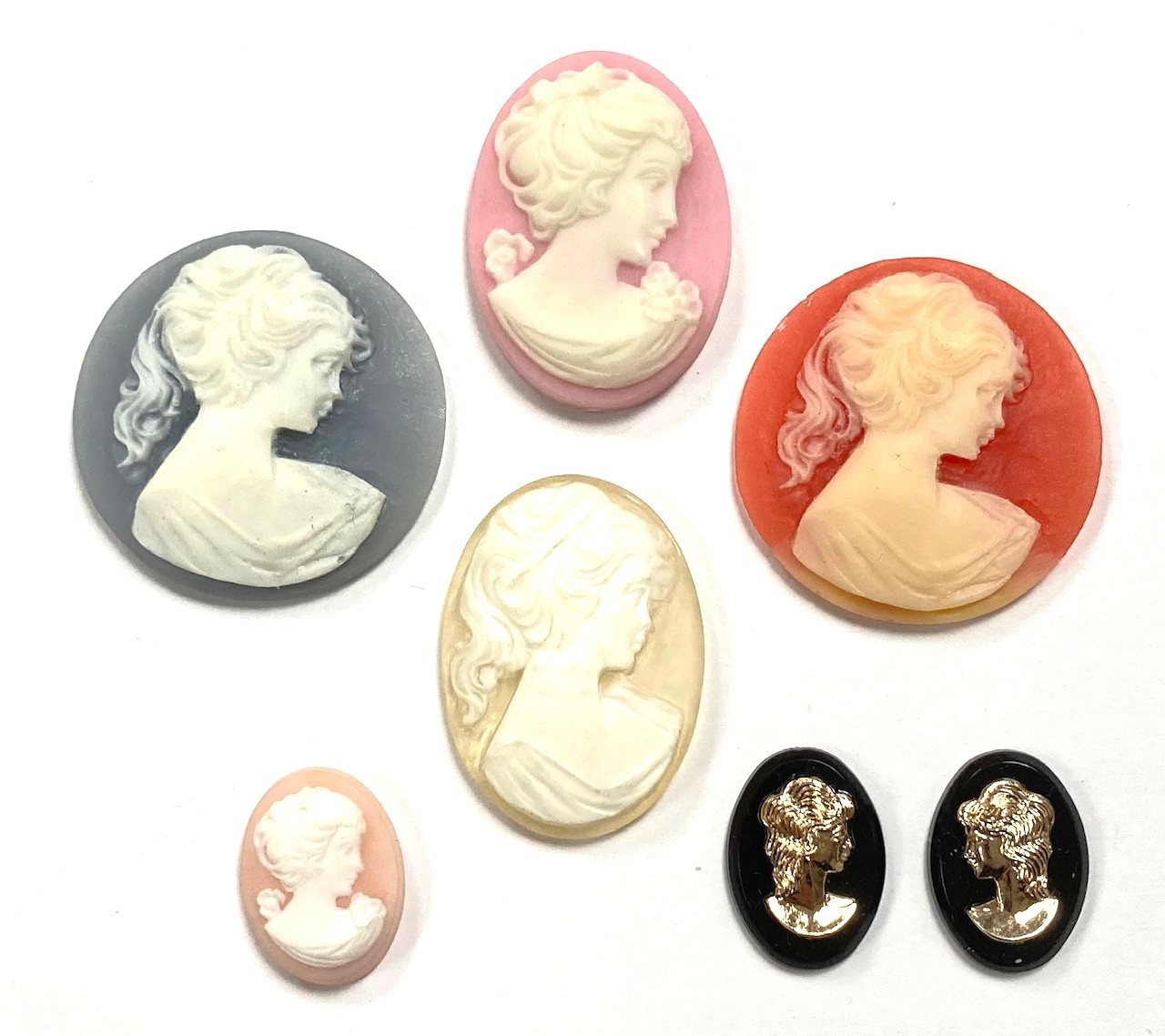 15 Vintage Acrylic Cameos (Hong Kong, Japan, West German) DIY Jewelry Making C81