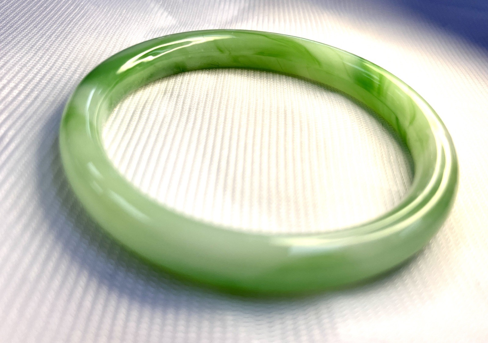 Vintage Green Jade Bangle Bracelet 70s Style Jadeite – Size 60 mm