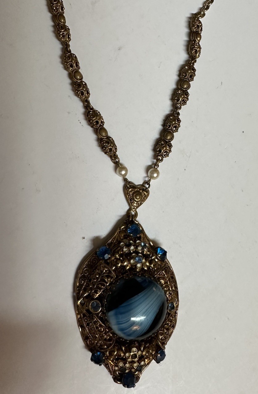Vintage West Germany Peacock Blue Cabochon Rhinestones Filigree 24” Necklace