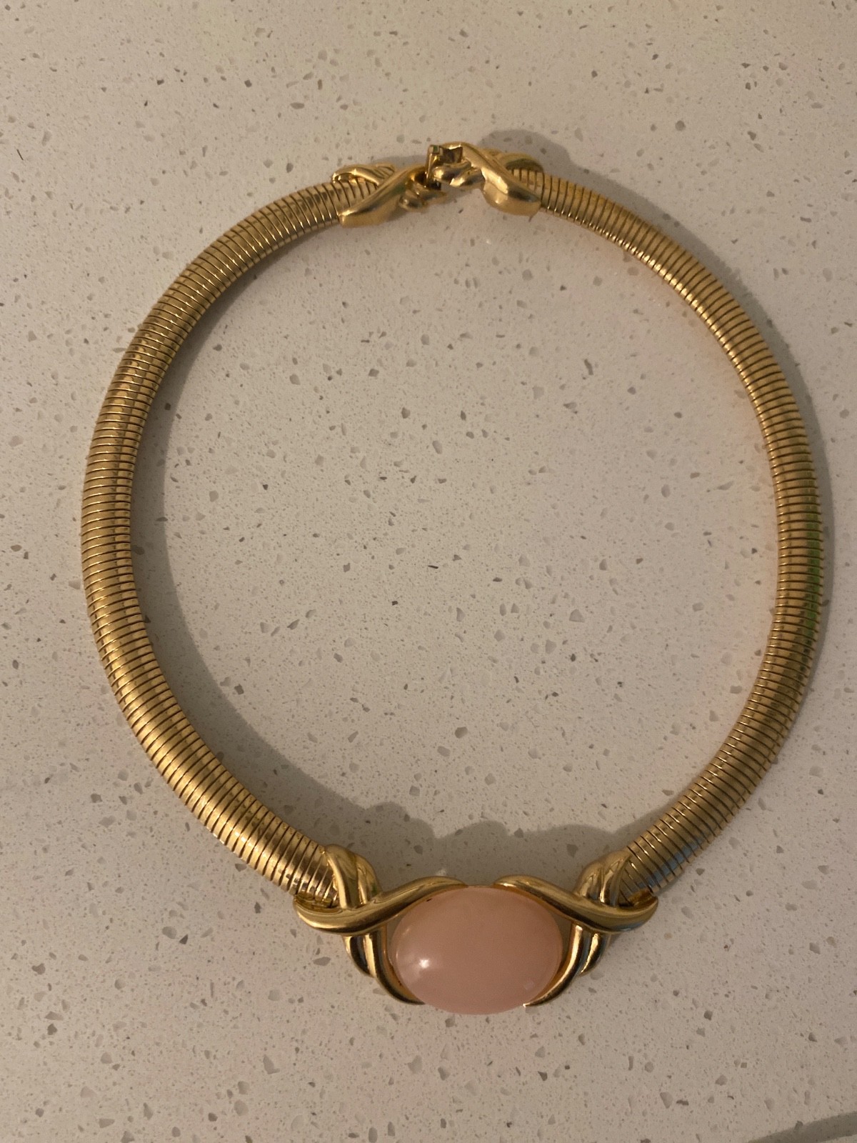 TRIfari 1950-1959 gold tone pendant necklace