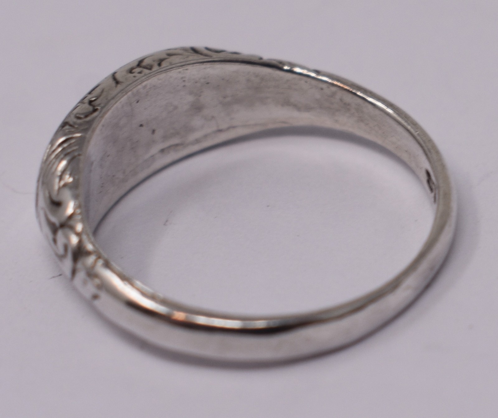 Vintage Sterling Silver Blank Signet Ring Hand Chased Scrolls sz. 4.5