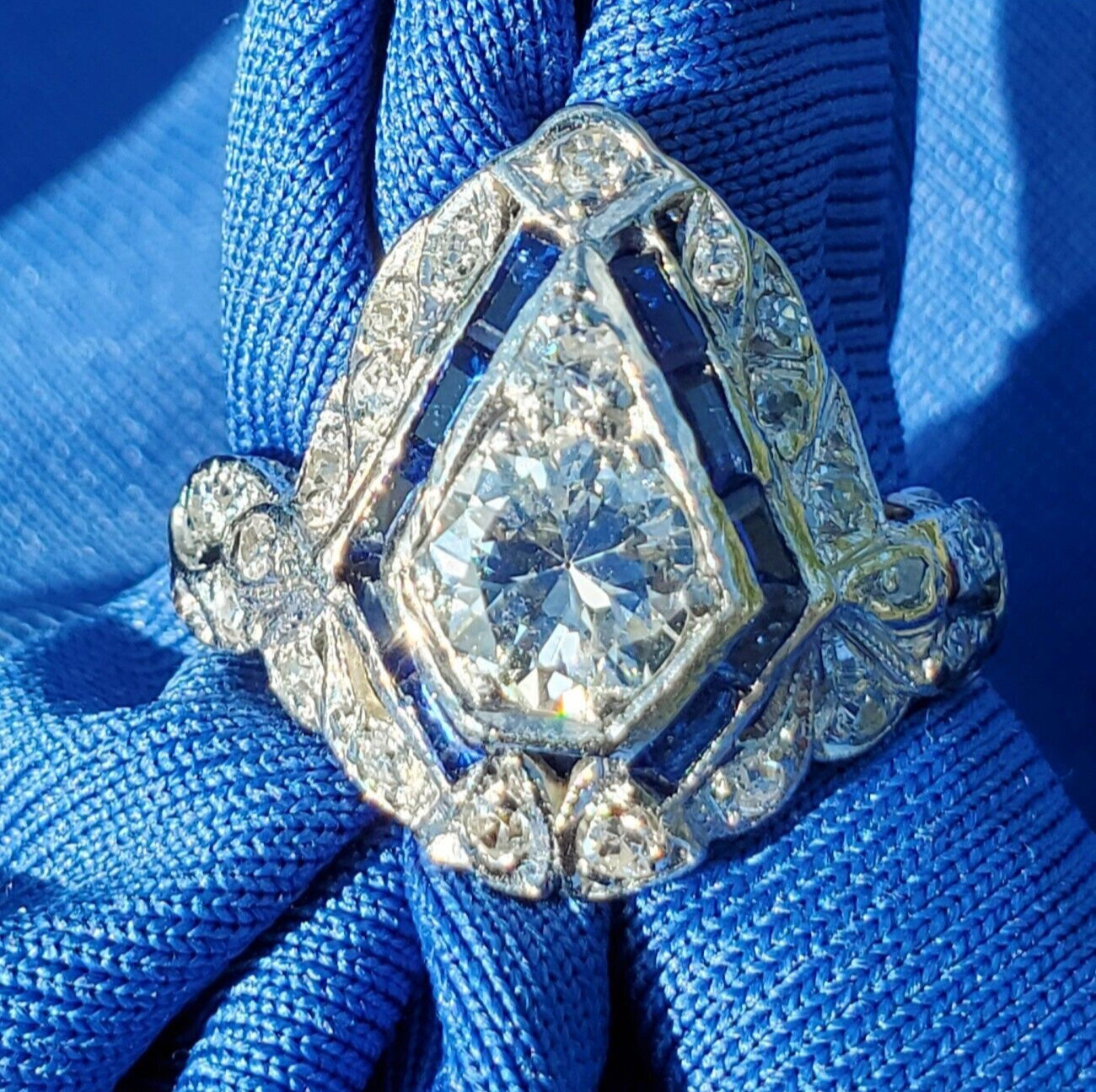 Original EARTH MINED DIAMOND Deco Engagement Ring PLATINUM Statement Solitaire 5