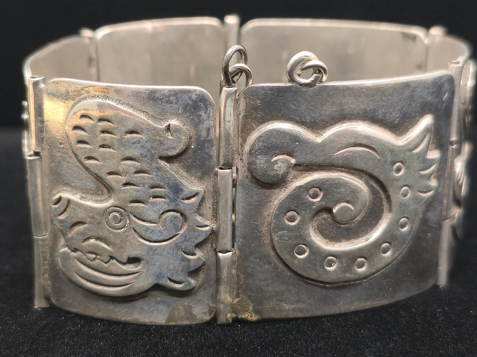 Vtg Sterling Silver Mexico Tribal Warrior Dragon Mythical Creature Bracelet