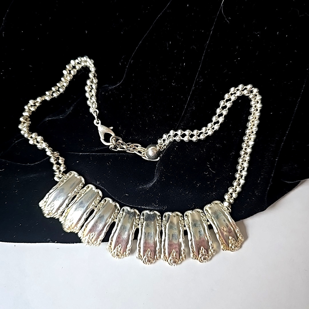 Vintage 90s Silver Plated Victorian Style Links Beaded Chain Choker Necklace 18″