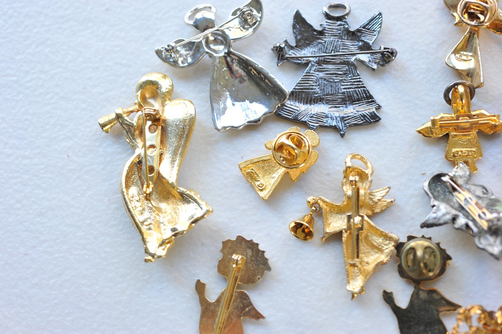 Large LOT ANGELS BROOCH pin gold silver rhinestone enamel 1 signed jane MN12