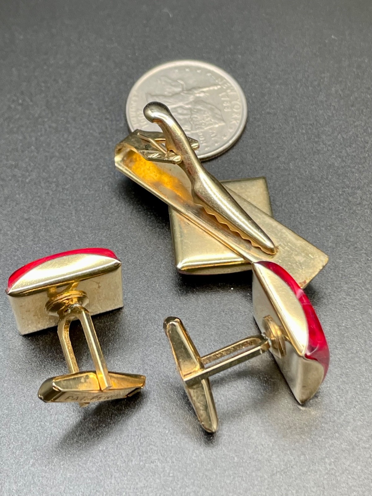Vintage Gold Tone Red Lucite Thermoplastic Cufflinks Tie Bar Set MCM