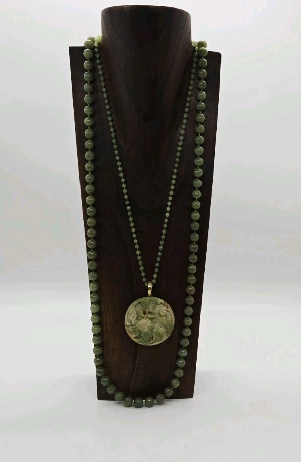 Chinese Jade Green Hand Carved Pendant Statement Necklace Layered two Row 25 in