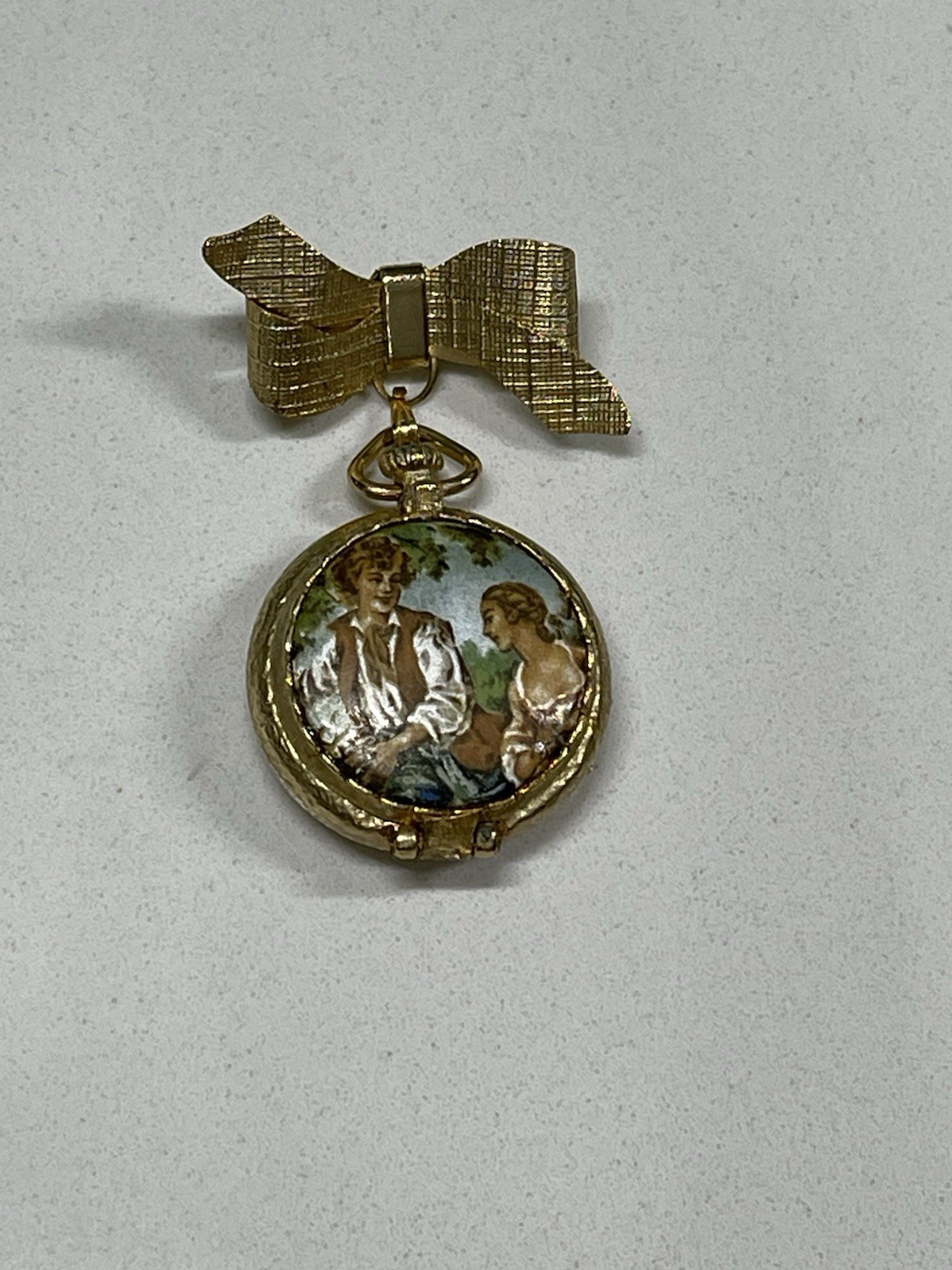 House of Fuller Solid Perfume Enameled Gold Locket Bow Brooch Unused