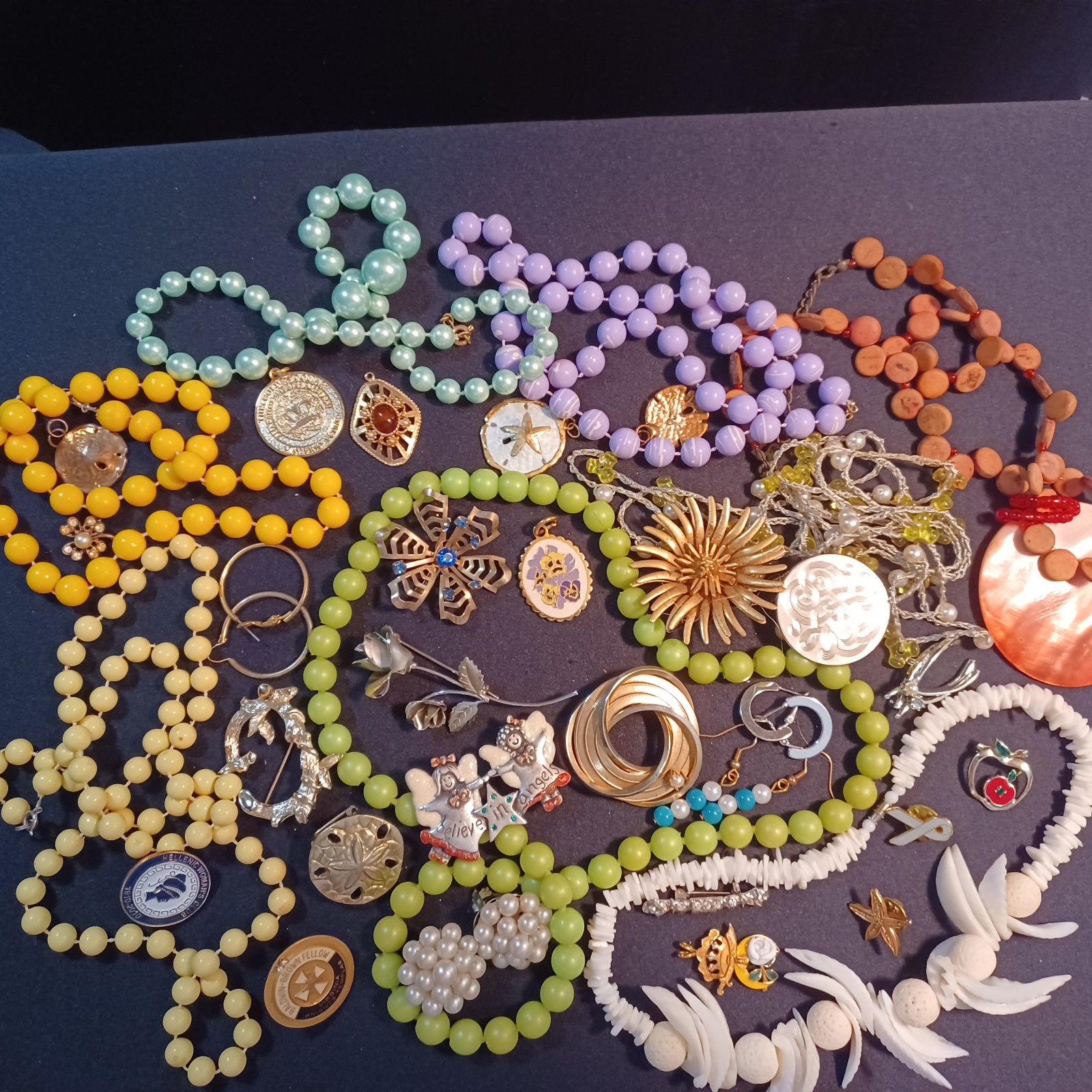 Estate 1 lb. of Mixed Jewelry Lot Vintage-Modern – Good Condition