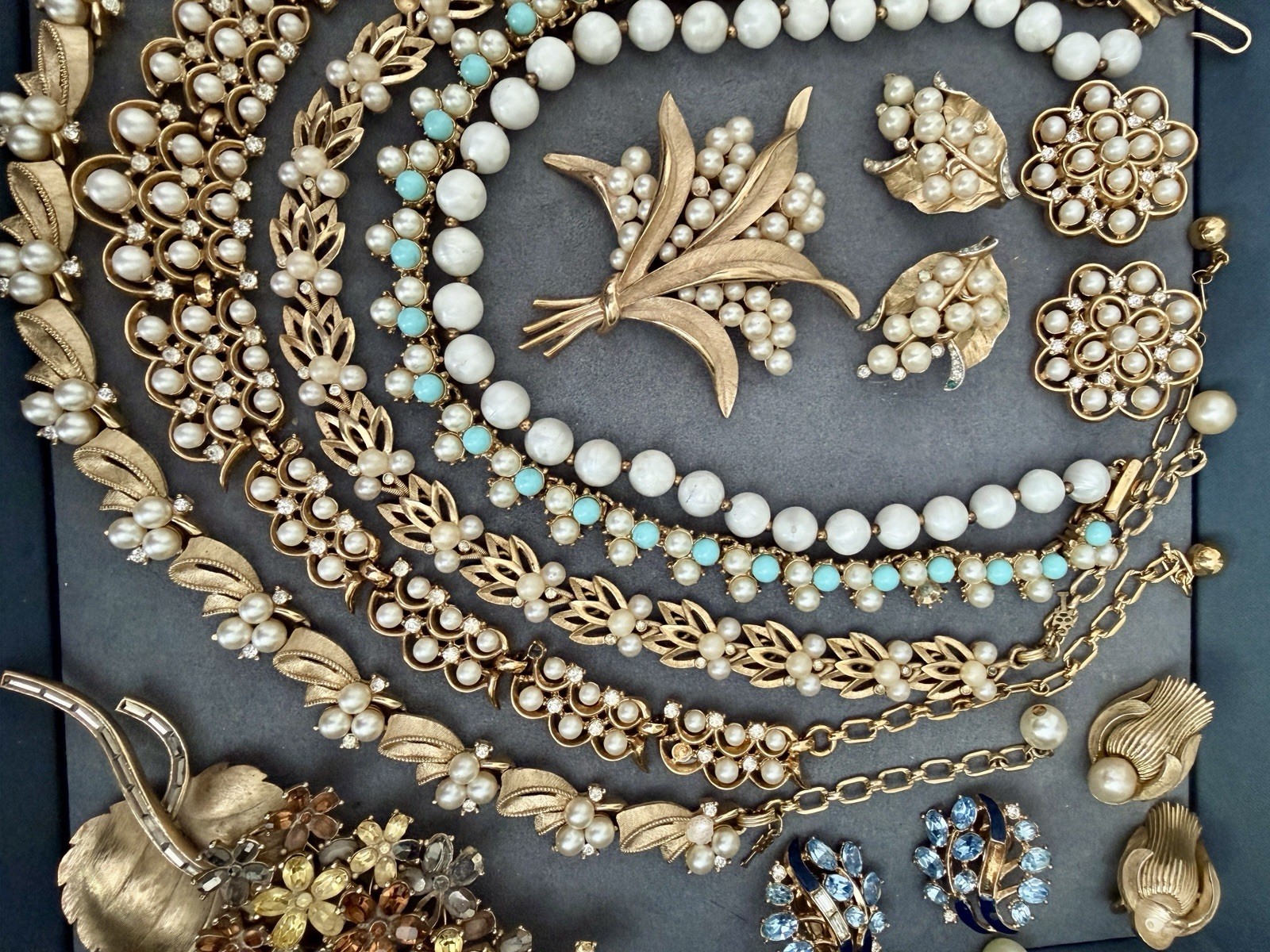 Vintage 100% CROWN TRIFARI Jewelry Lot Missing Stones Minor Repairs 38 Pieces