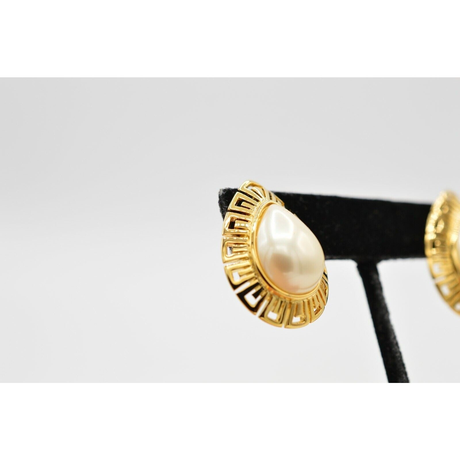 Vintage Pierced Earrings Pierced Gold Faux Pearl Teardrop Chunky NOS 1980s A21