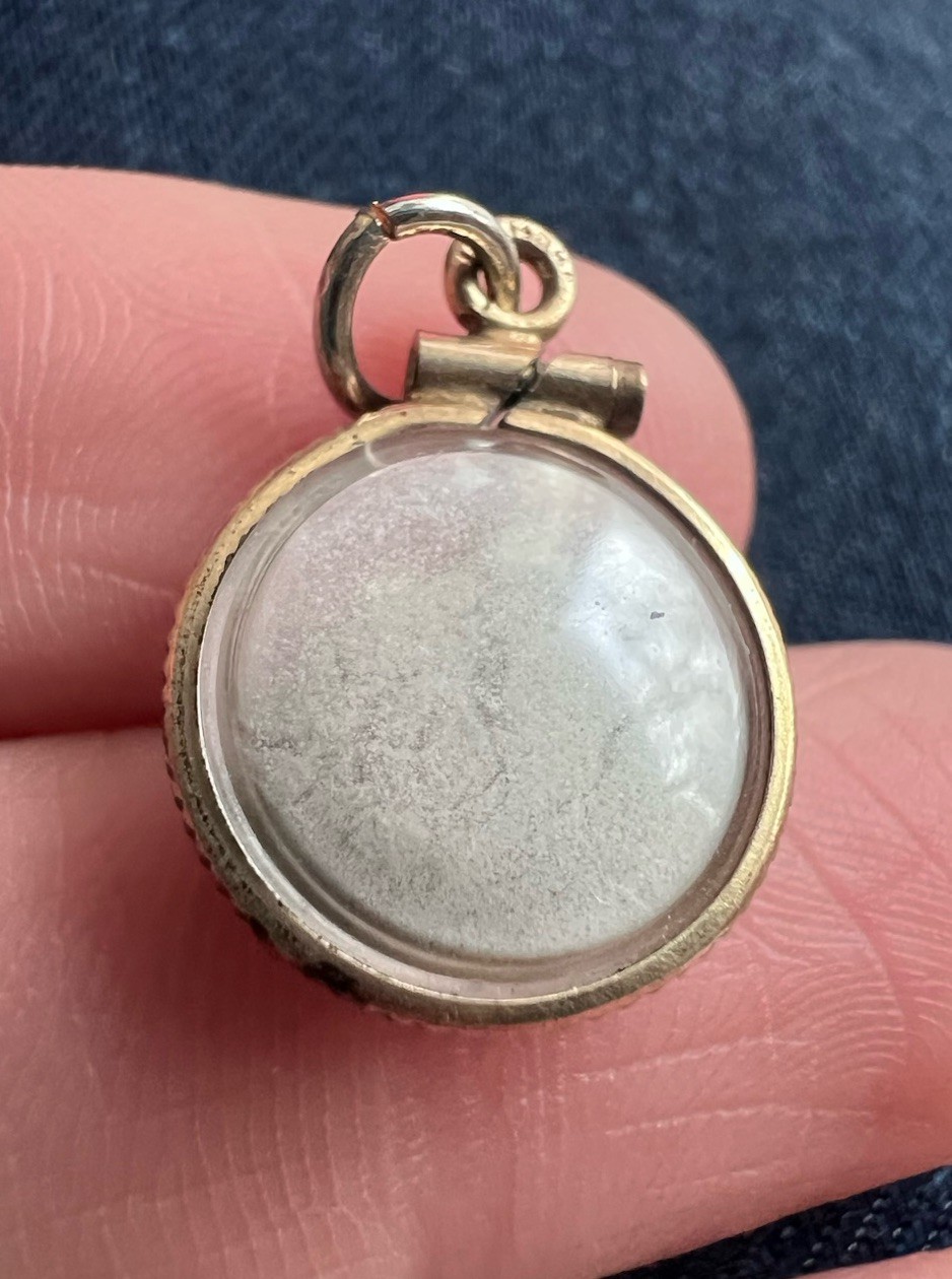 Vintage 1/20 14kt Gold Filled Shaker Locket Charm Pendant Filled With Unknown C9
