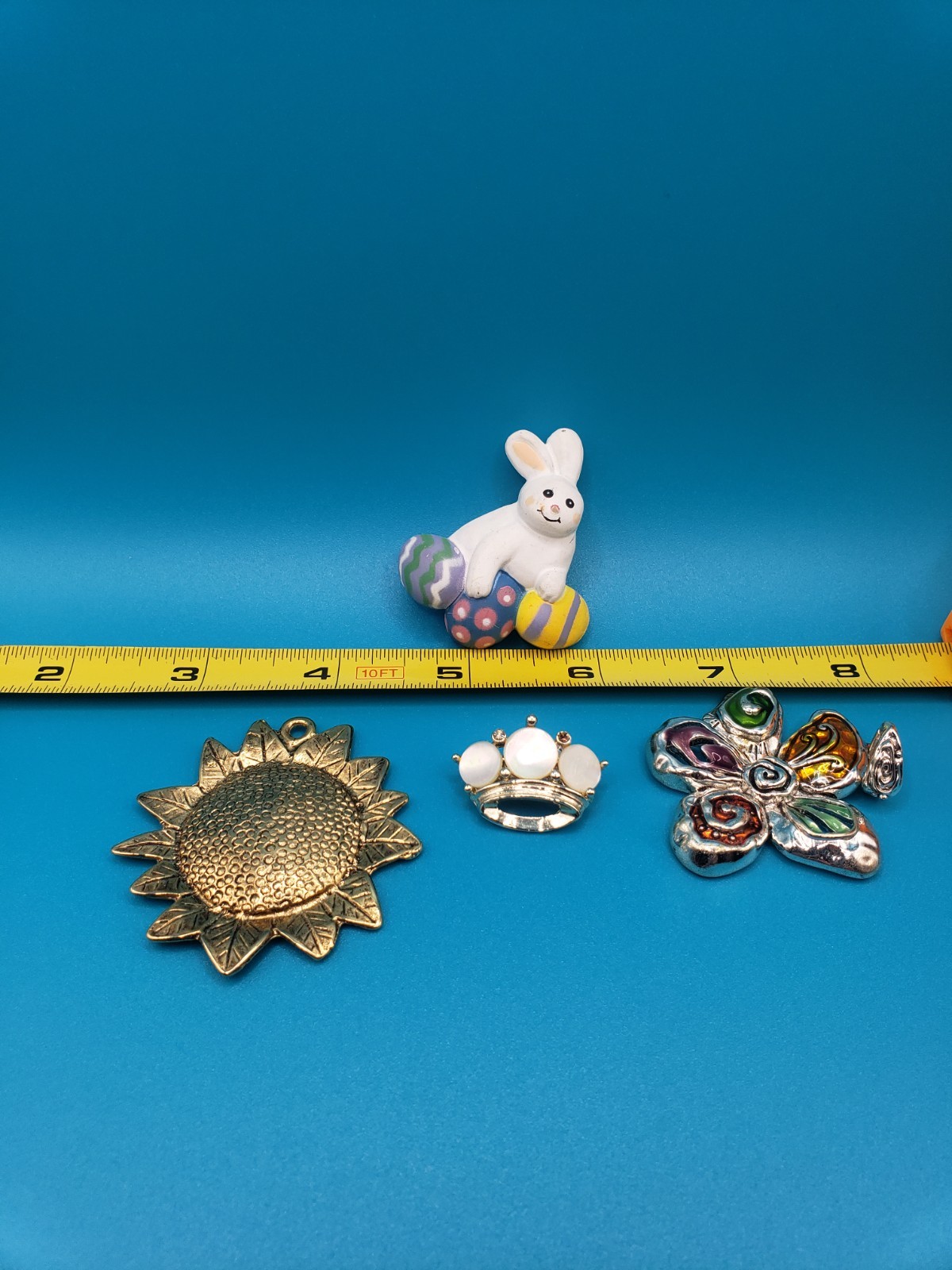 Mixed Costume Jewelry Lot: Pendants, Brooches, Rhinestone Bracelet & More