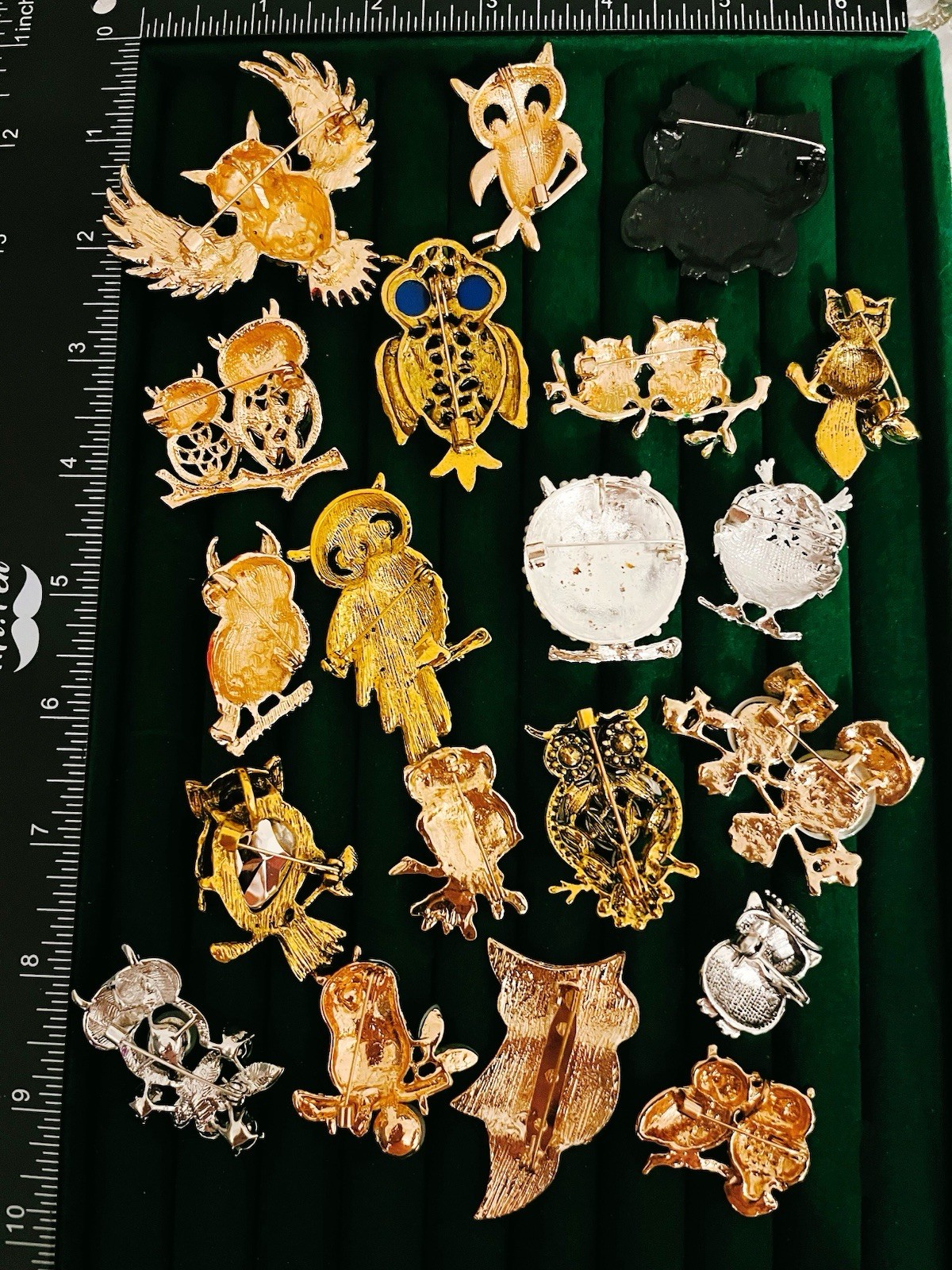Lot of 20 Mixed Owl Brooches Heavywork Rhinestone Pearl Enamel Cute Animal Pins