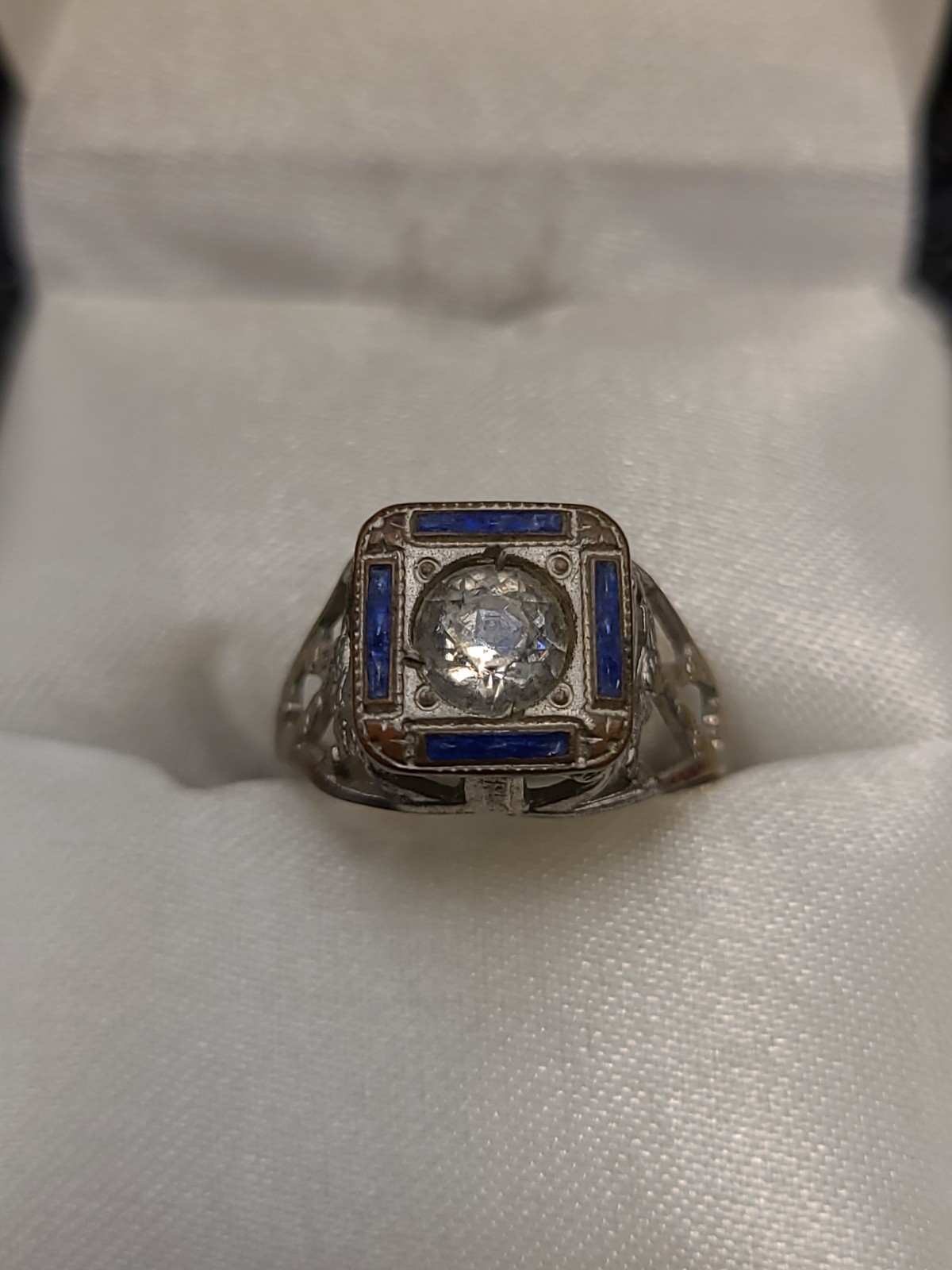 Vintage Cowen Gold Tone Blue Clear Glass Stone Ring Size 5.5-6