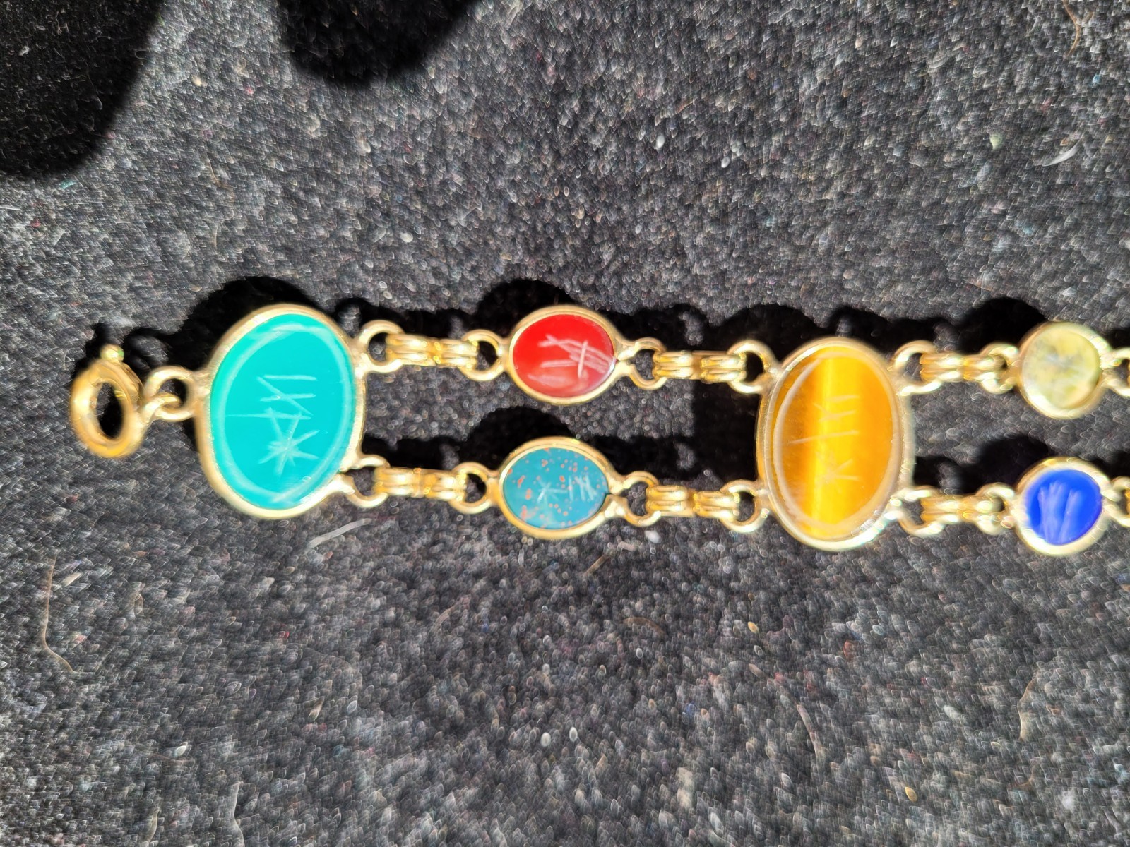 Vintage 12K Gold Filled Scarab Bracelet Egyptian Revival 7″
