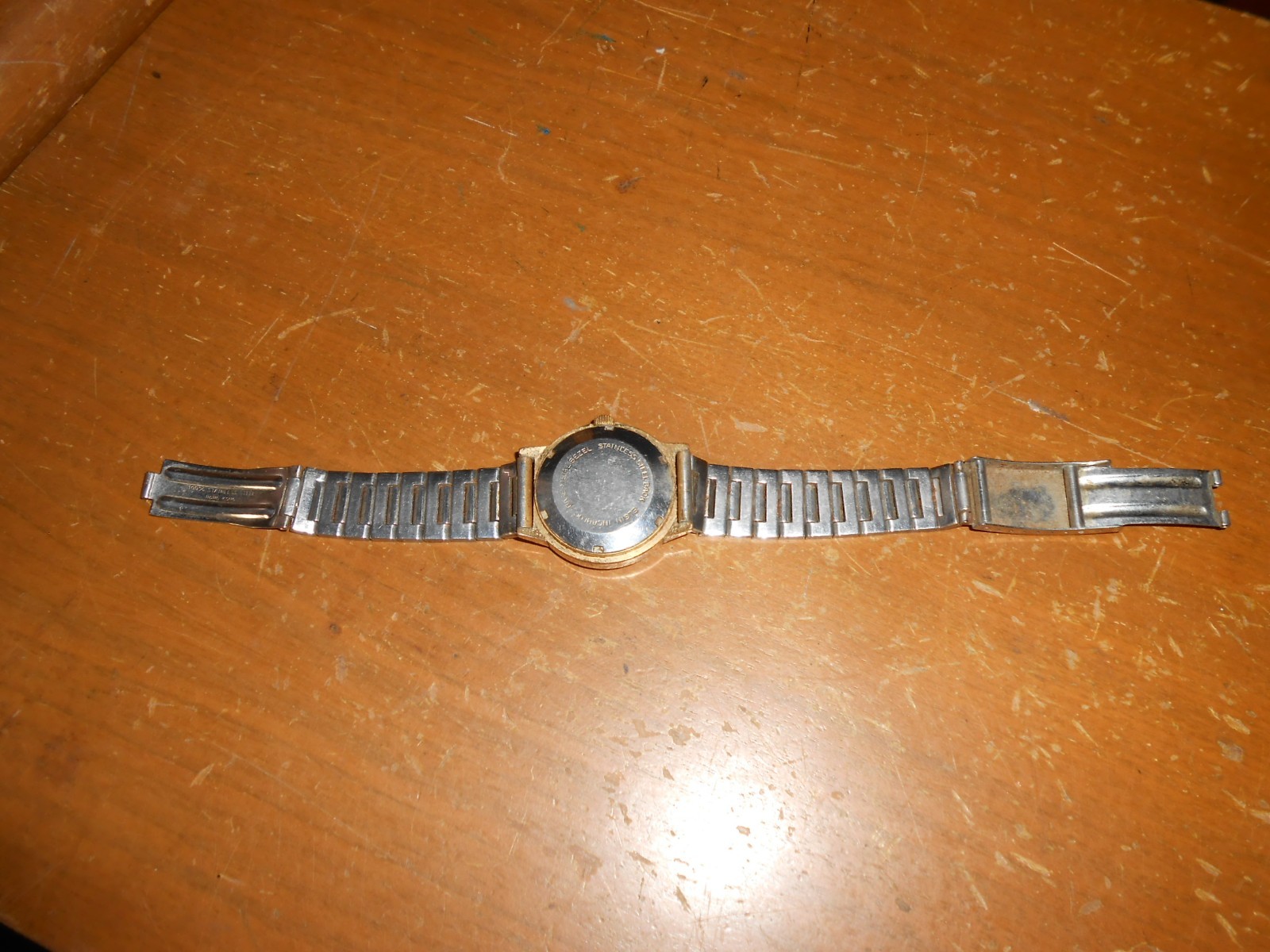 Vintage 1970s ELGIN Automatic Gentlemens Watch Tested Works Free Shipping