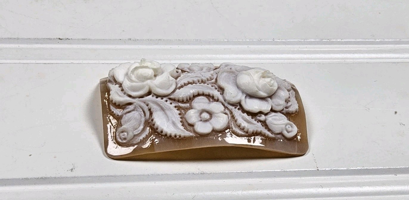 Vintage Carved Shell Roses Cameo