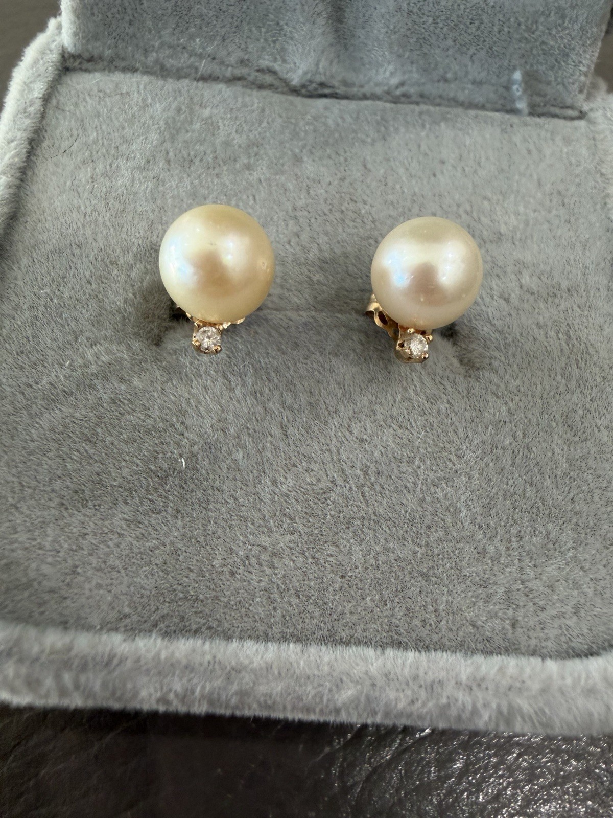 14 kt / 585 Estate Gold Pearl diamond Earrings – STUNNING Pair – 5mm 14k