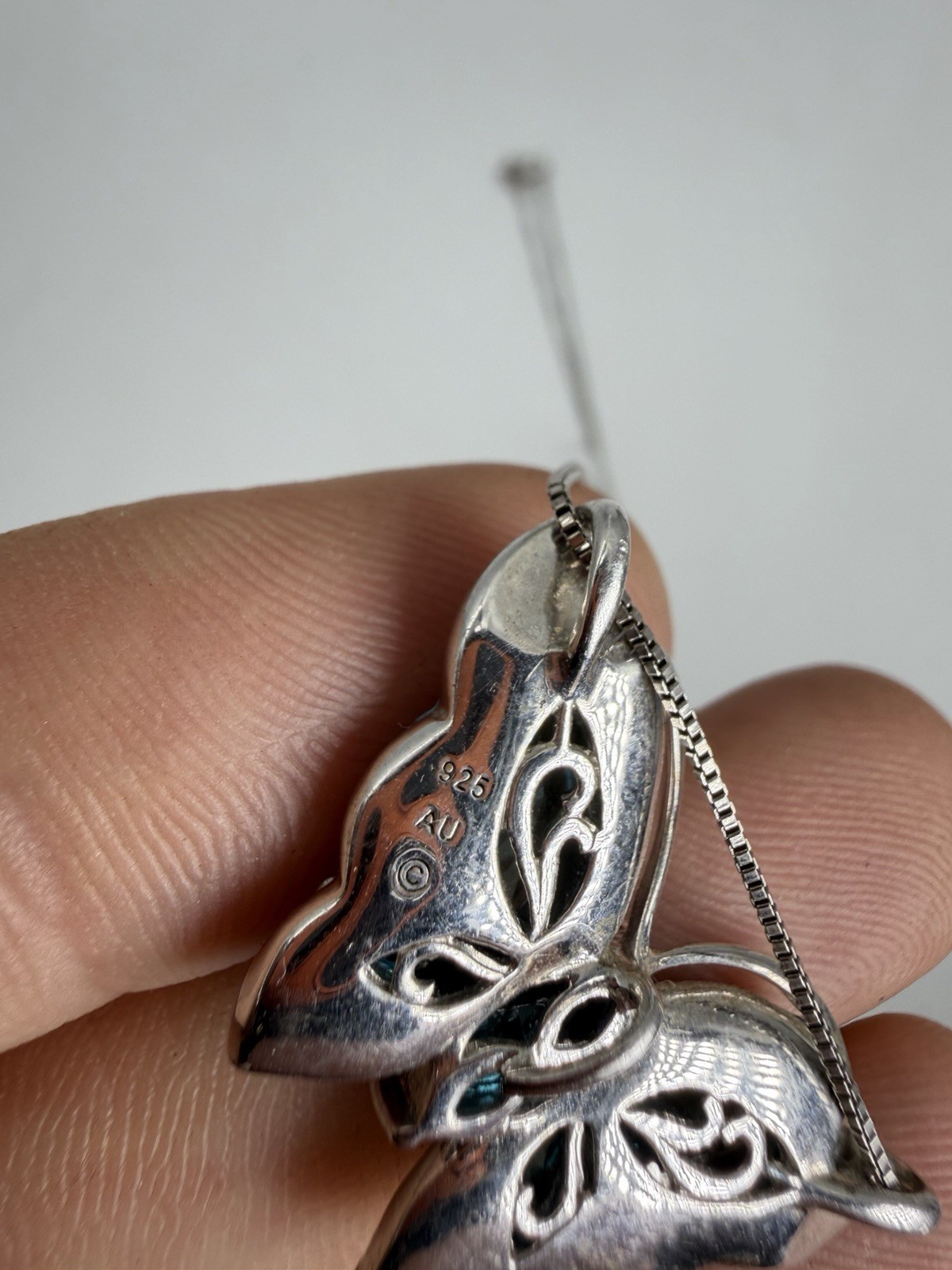 Vintage DESIGNER AU SIGNED STERLING SILVER BLUE STONES ORNATE BUTTERFLY NECKLACE