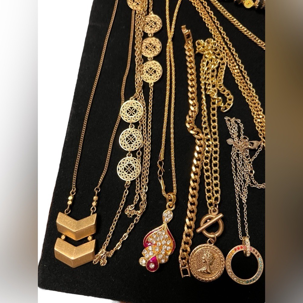 Vintage & Modern Gold Tone Gold Plated Necklace & Bracelet Lot 38