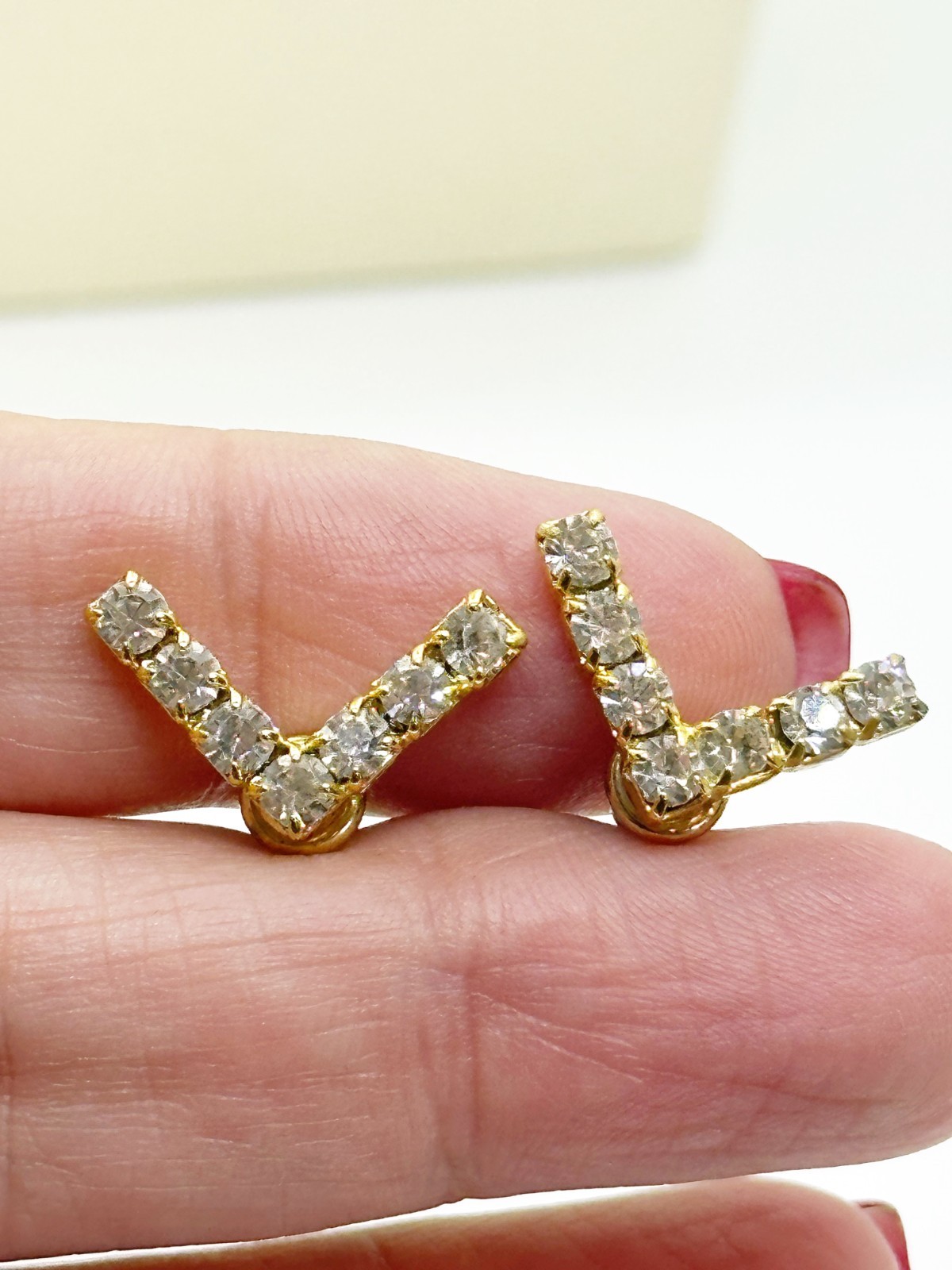 Rhinestone Stud Earrings Gold Tone V Shaped