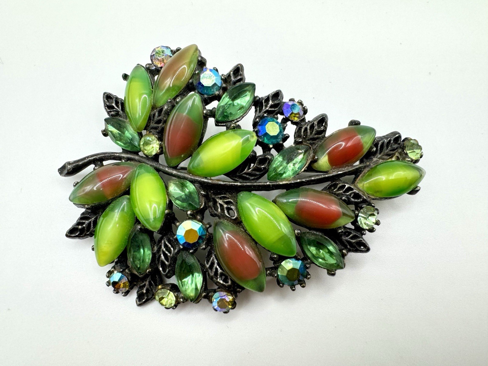 Vintage Arthur Pepper ART Green Givre Glass Cabochons AB Rhinestones Leaf Brooch