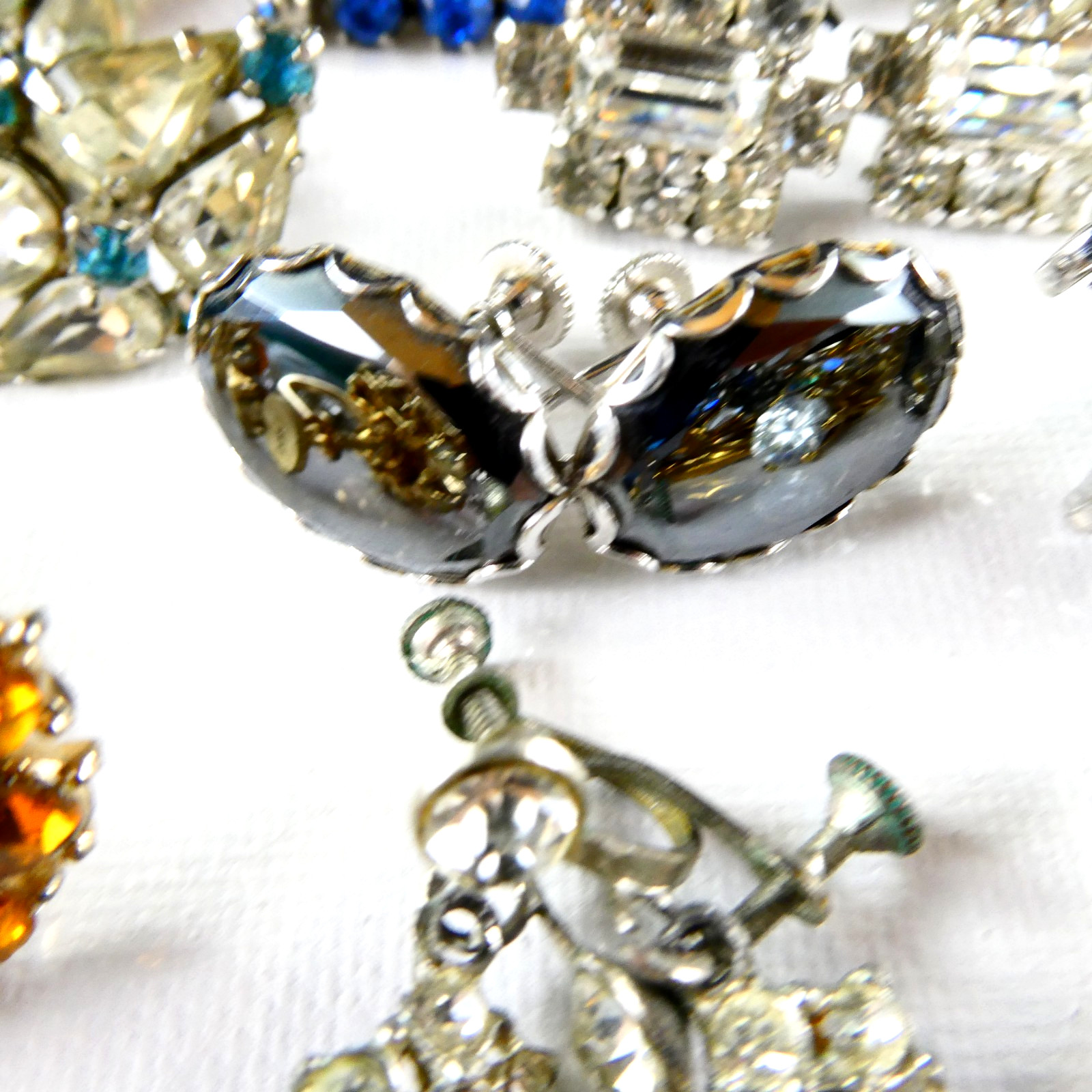 Vintage Rhinestone Screw Back Earrings Lot 25 Pairs ALL SPARKLE Multi Color Stns