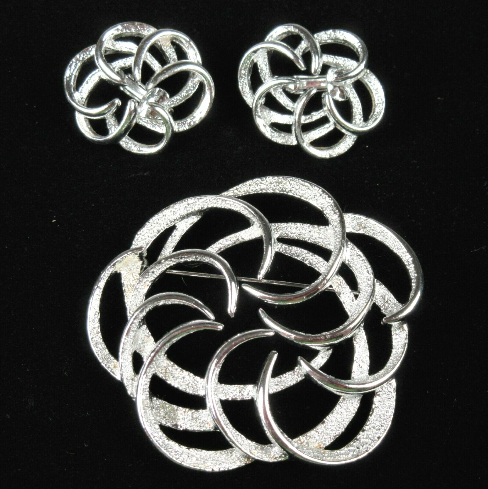 Sarah Coventry Silvertone Tailored Swirl Pin and Clip On Earrings Set Signed