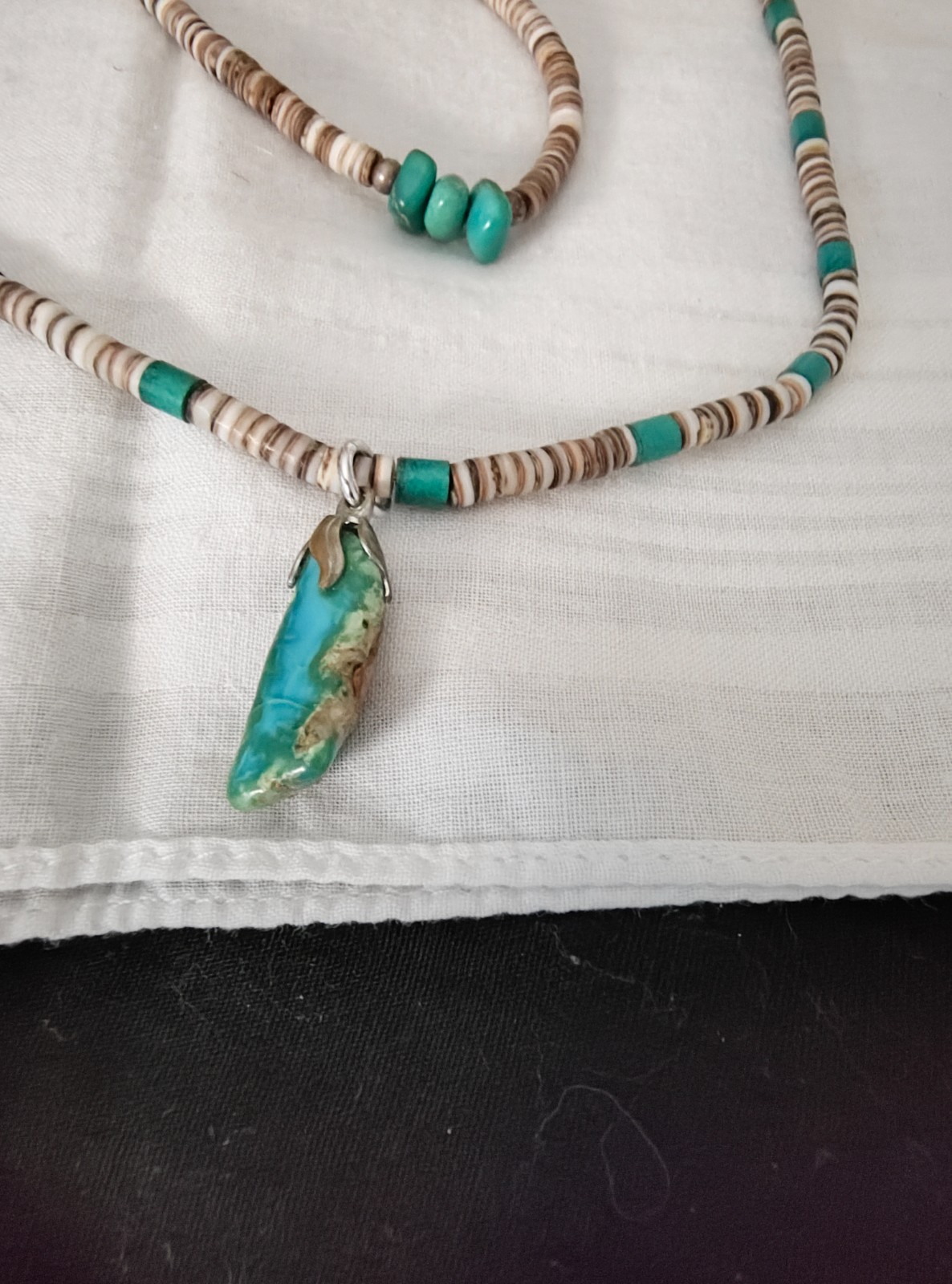 Vintage Turquoise & Oyster Shell Necklace & Bracelet Set