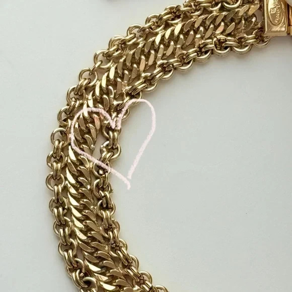 Guy Laroche Necklace Heavy Link Chain Necklace NEEDS REPAIR
