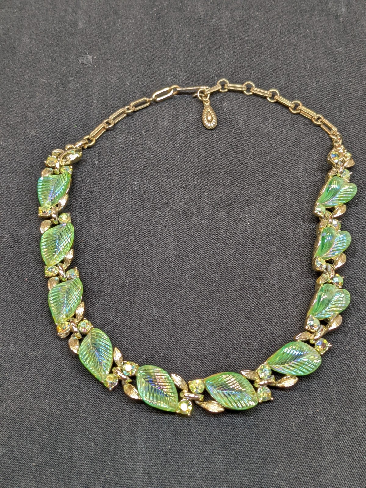 Vintage Lisner Green Necklace Iridescent Leaf Gold Tone AB Rhinestone Signed 16″