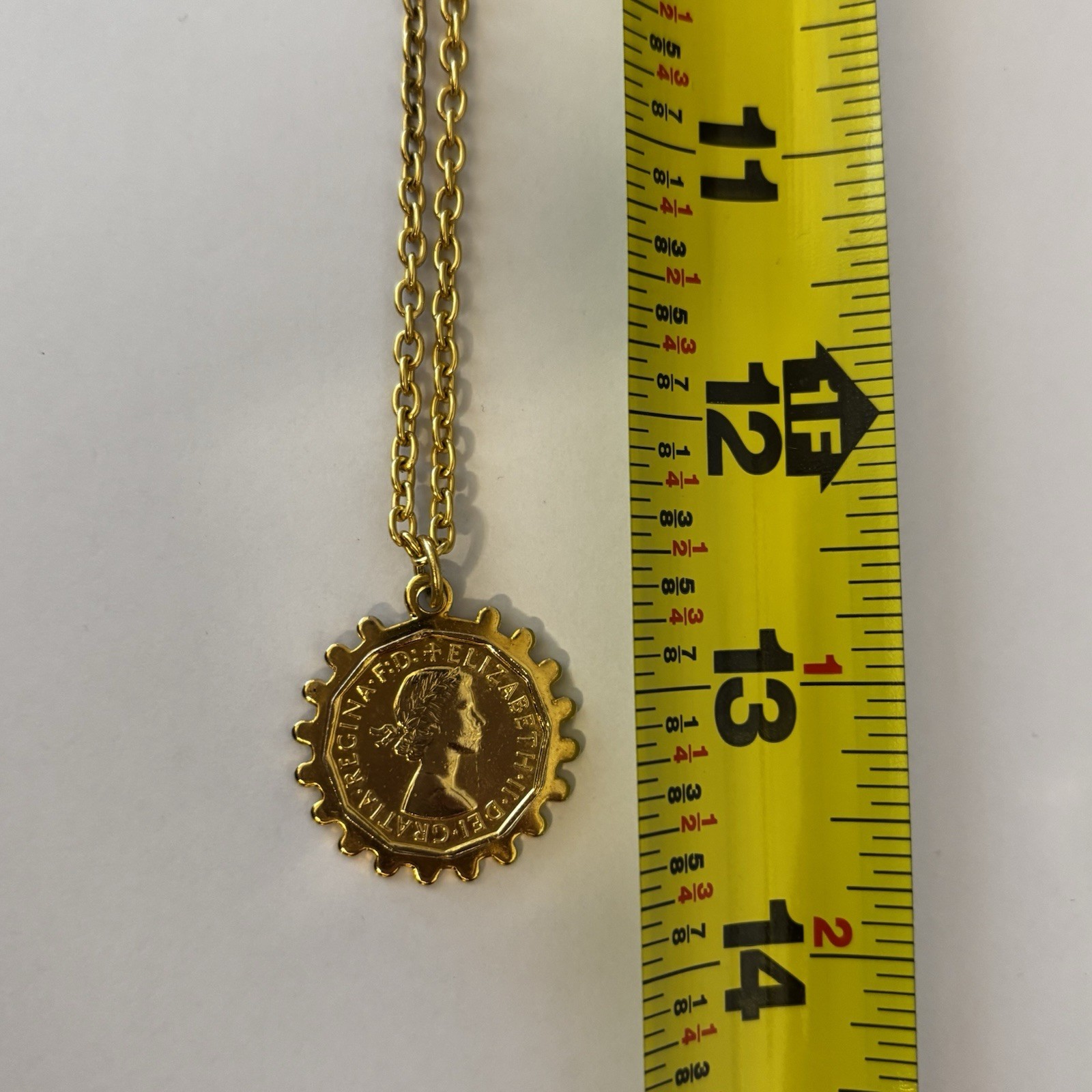 Hong Kong Pendant Necklace Gold-tone Jewelry