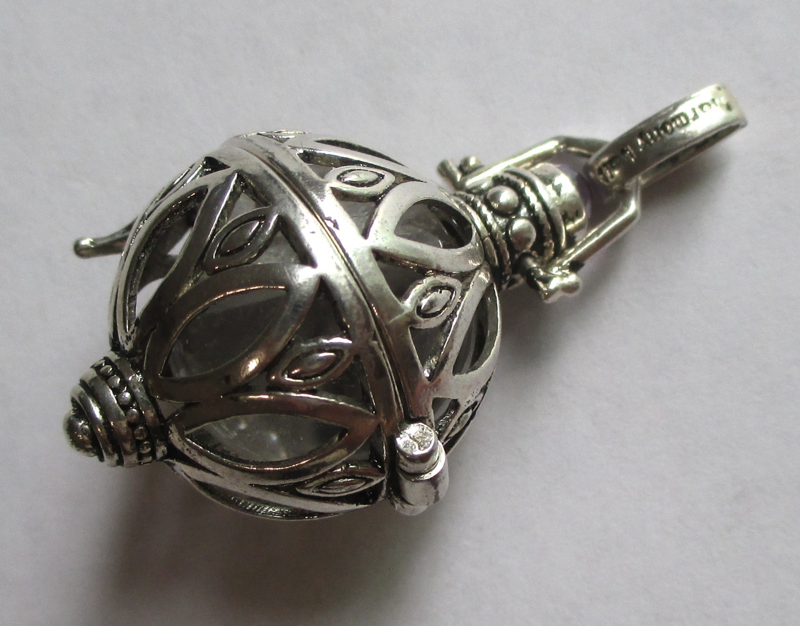 STERLING SILVER QUARTZ CRYSTAL ORB LOCKET PENDANT POOLS OF LIGHT STYLE