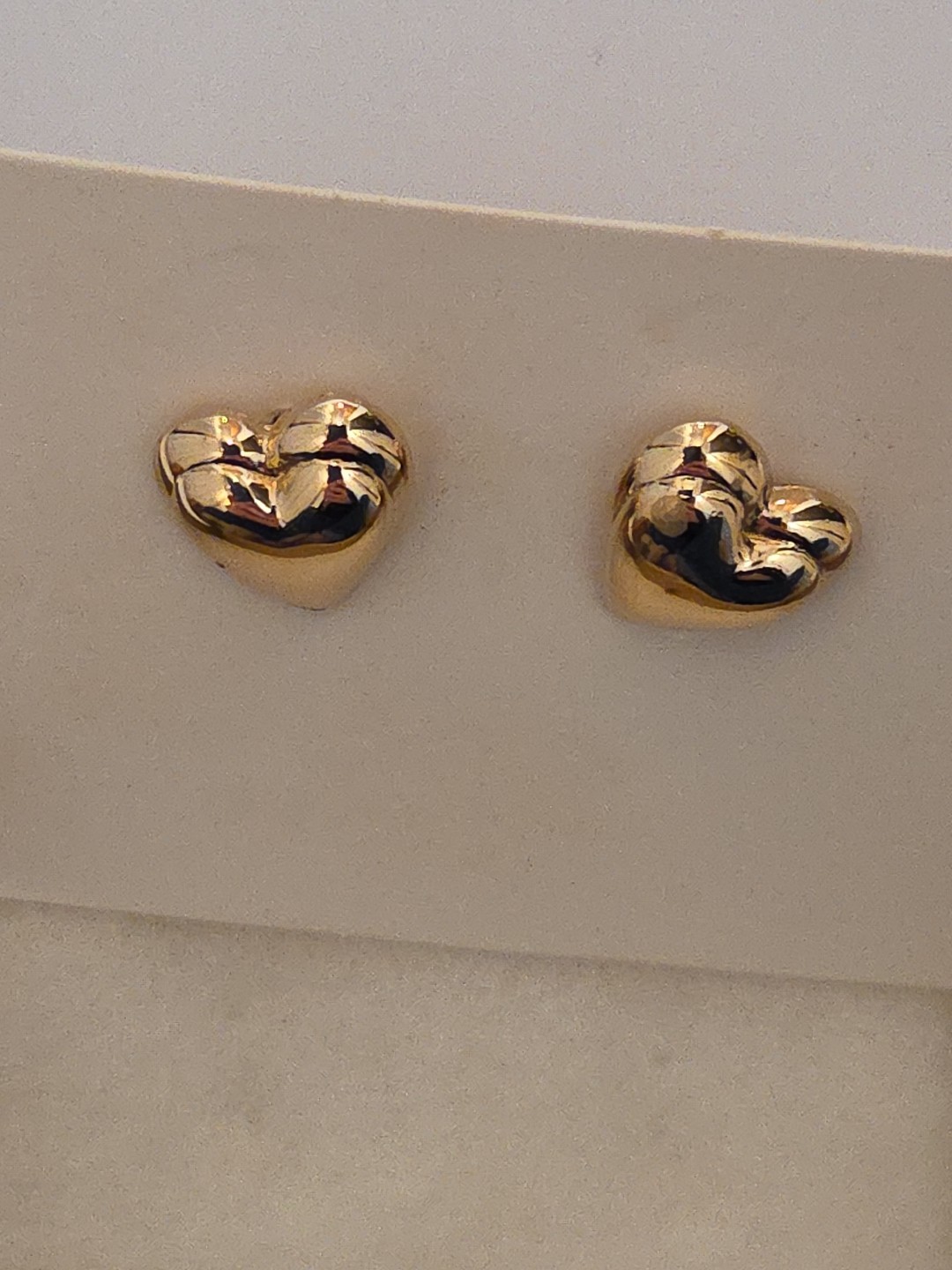 Vintage 1984 Avon Puffed Heart Pierced Earrings Goldtone New With Box
