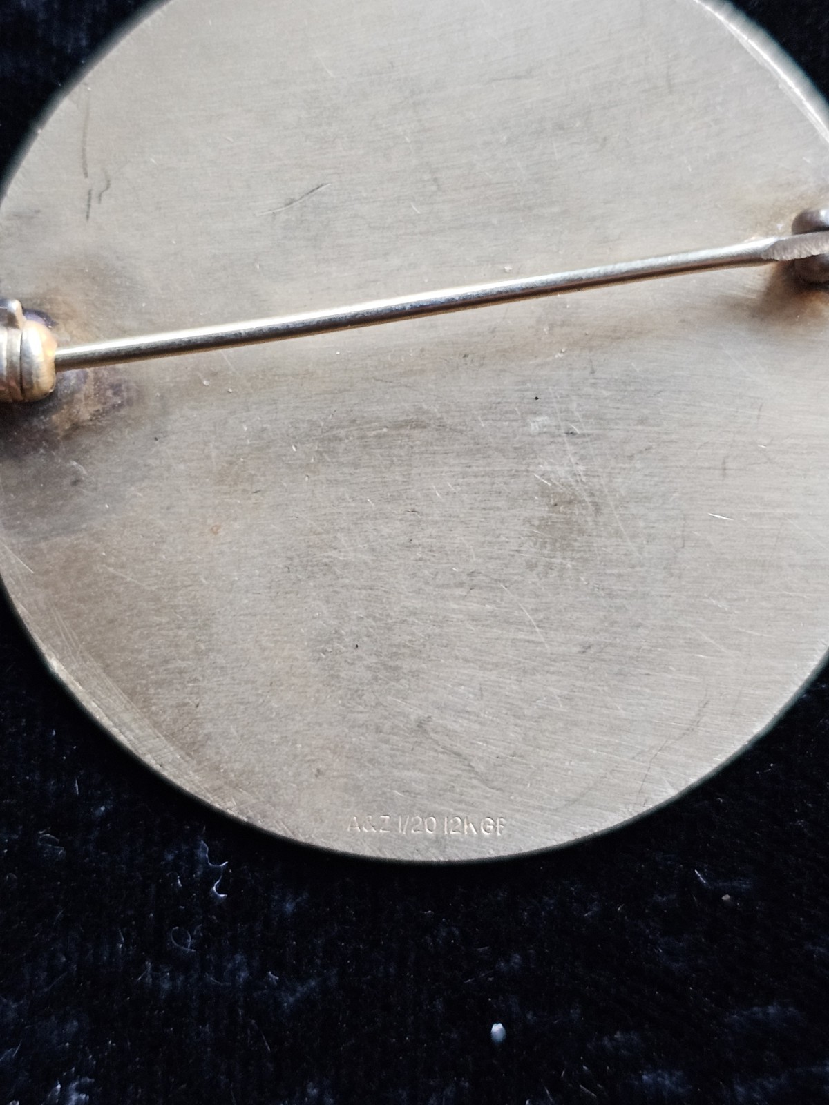 Vtg Monogram SSB Brooch Signed A.Z 1/20th 12K Gold Filled Round Circle 1.25″