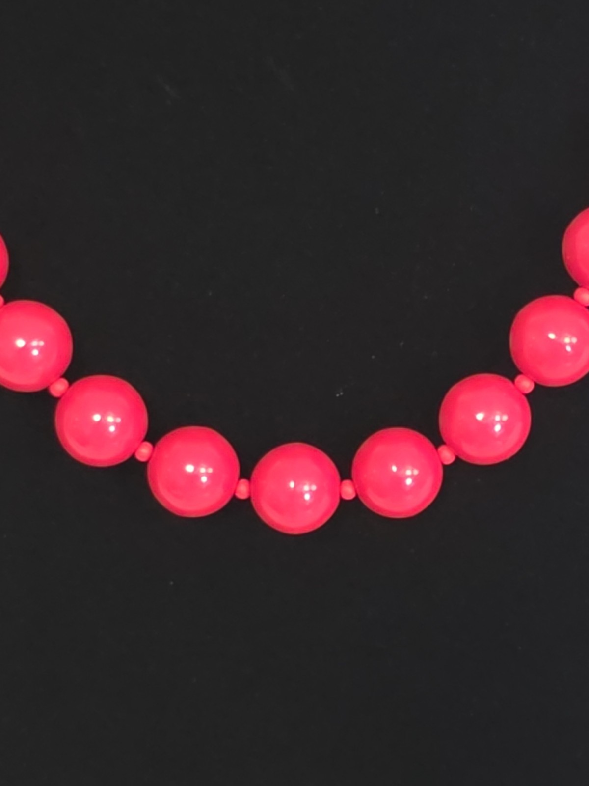 Vintage Joan’s Collectables Signed Necklace Round Red Acrylic Resin Beads Retro