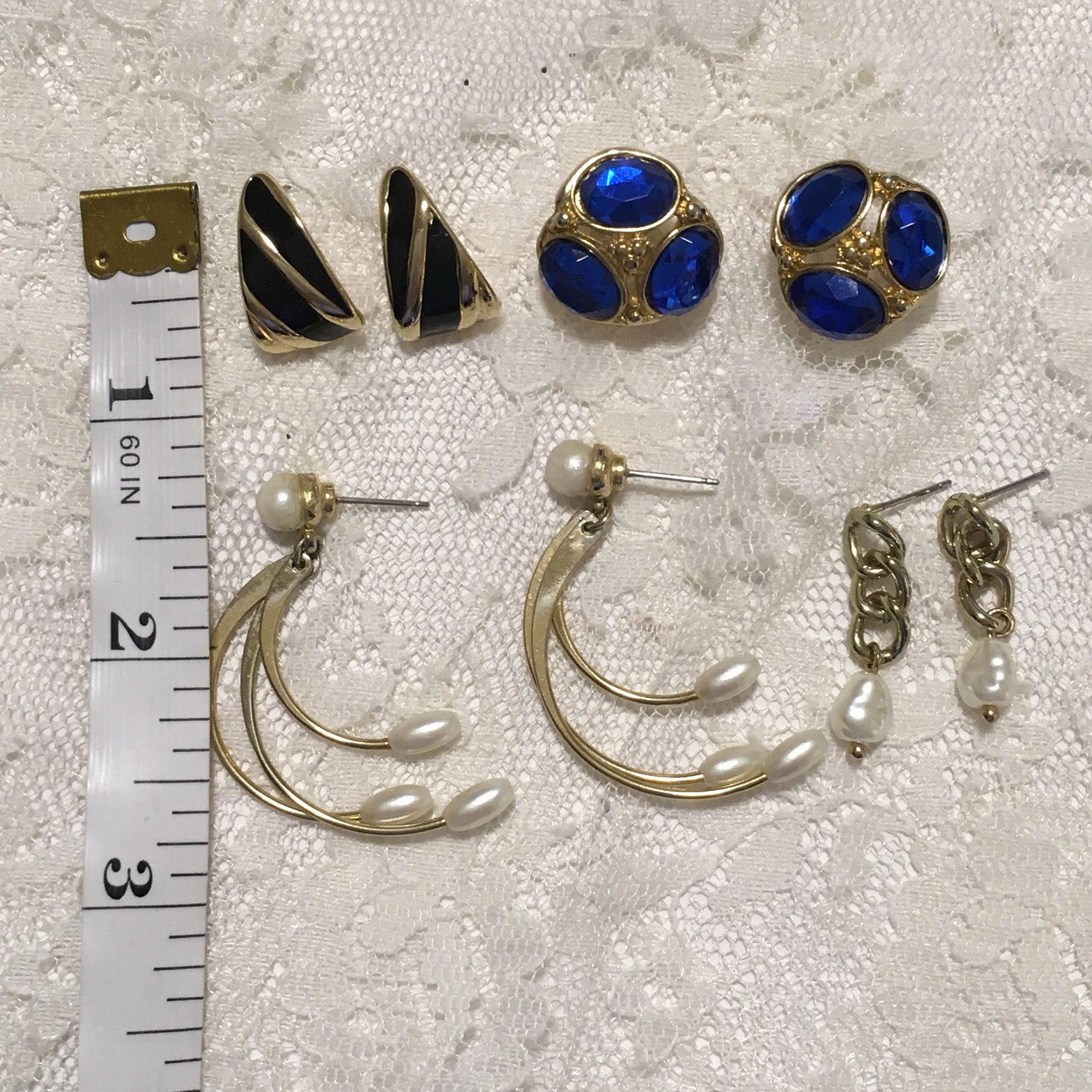 Vintage Earrings Lot Gold Tone Pierced 8s0 90s other Mix Enamel Blue Faux Pearls