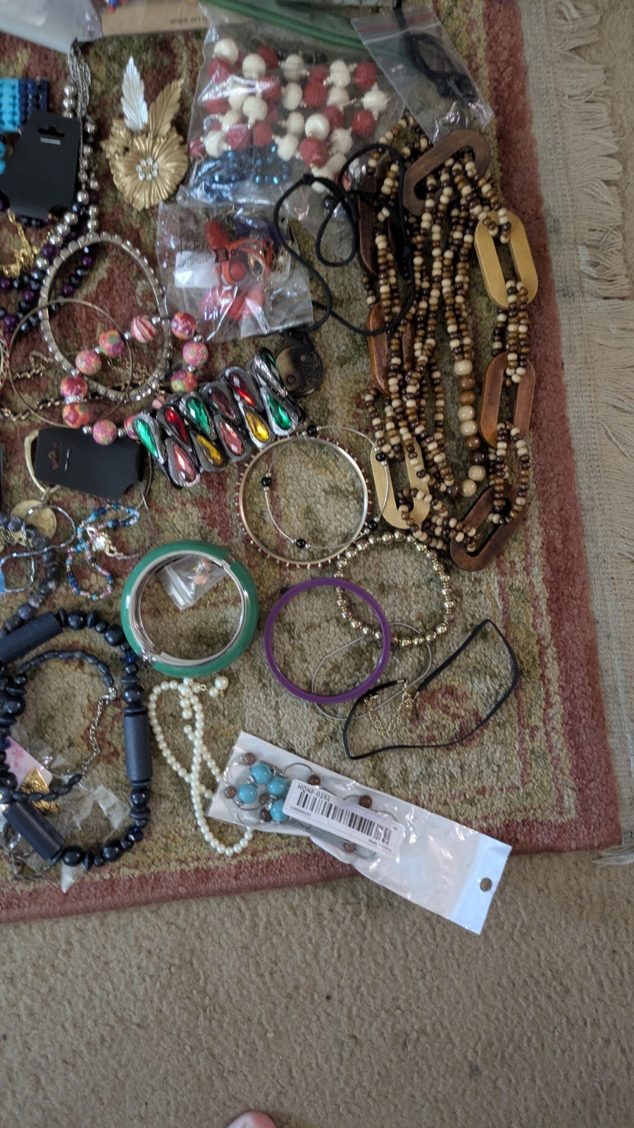 17 Lbs Of Unresearched Vintage/Modern/New Resell Or Crafting Jewelry Lot