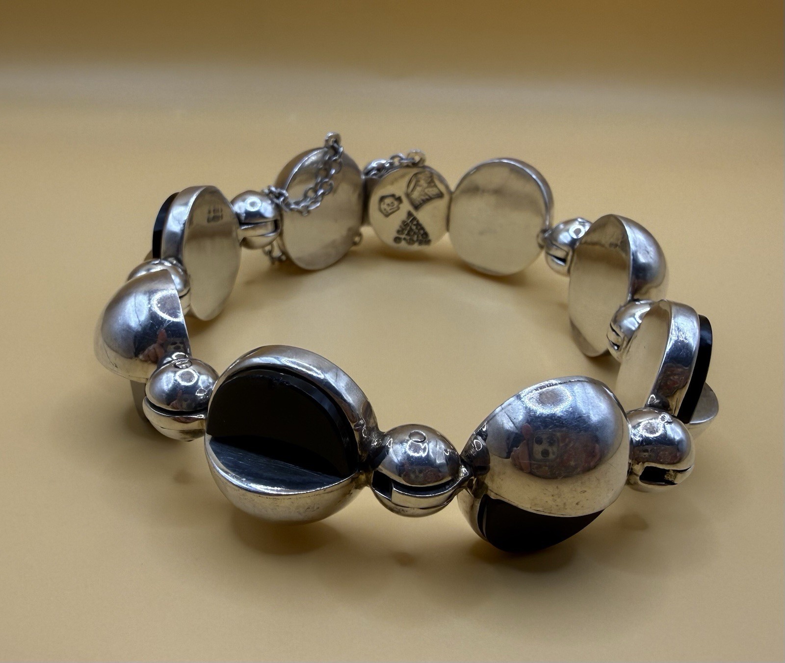 Antonio Pineda 970 Silver Black Onyx Modernist Bracelet Taxco – Eagle 21 – 74.8g