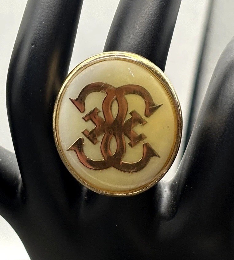 Vintage HUGE Gold Tone Monogram Statement Ring Cream Enamel Oval Signet Sz 7