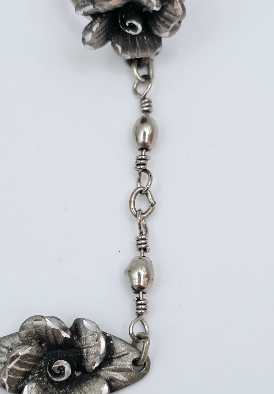 Vtg EJC Silver Tone Rose Floral Slave Bracelet Chain Ring Set Hand Harness Cuff