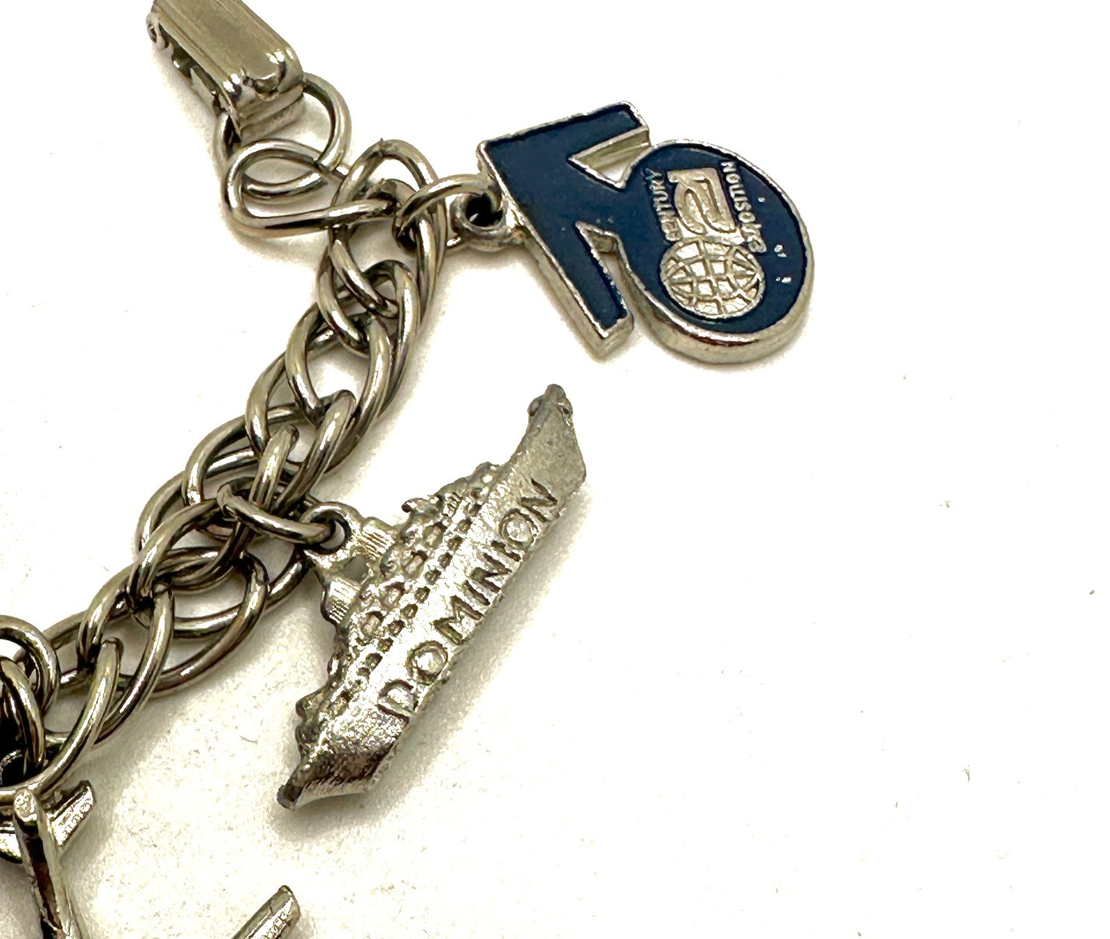 Vtg Worlds Fair 1962 Seattle Charm Bracelet Totem Pole Train Warship Cent 21
