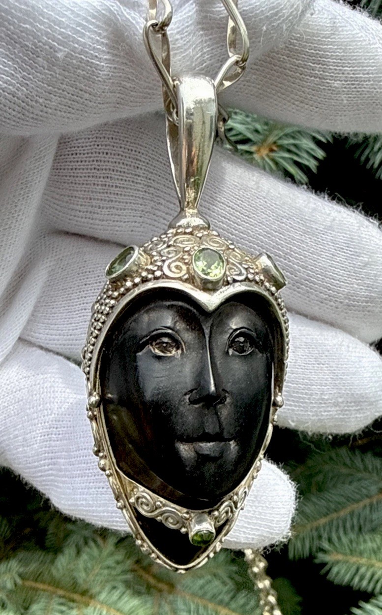 Sign Sajen 925 Gems Black Goddess Large Pendant Hand Made 22.5”Chain Necklace