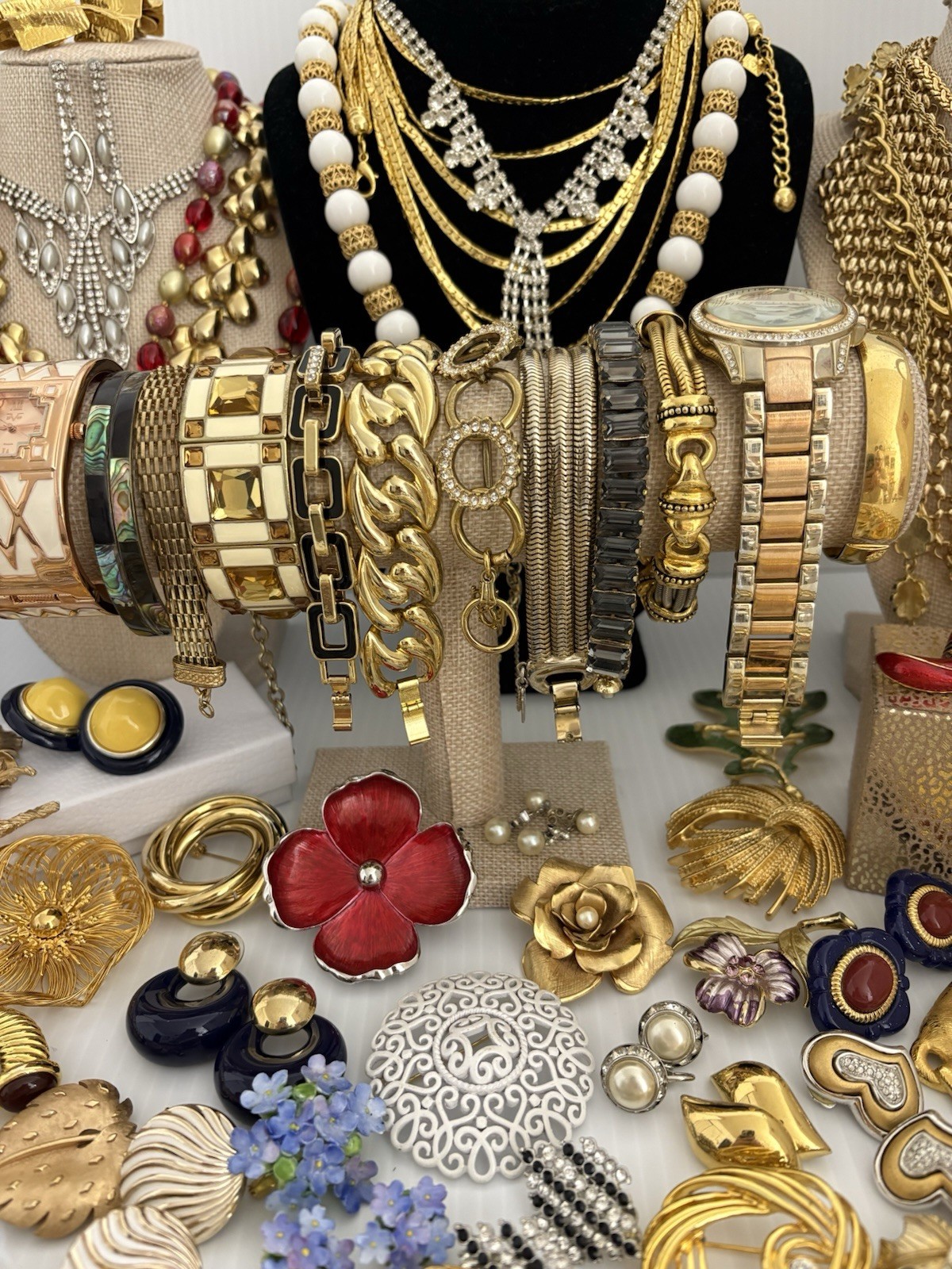 Vintage To Mod Jewelry Lot 81 Pieces Bold Signed Unsigned Designer Mixed Lot