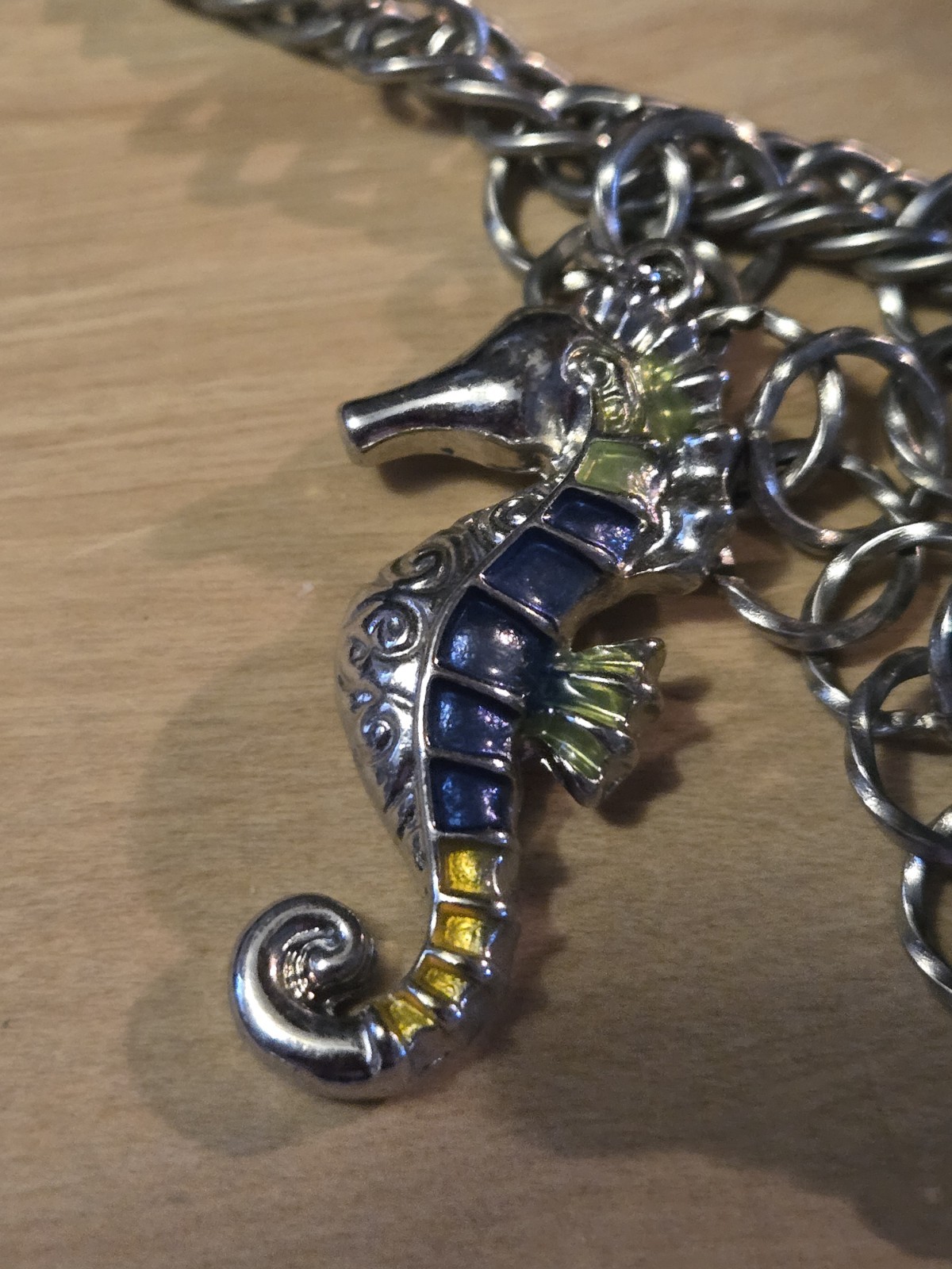 Under The Sea Vtg Silvertone Charm Necklace Fish Seahorse Crab Enamel Rhinestone
