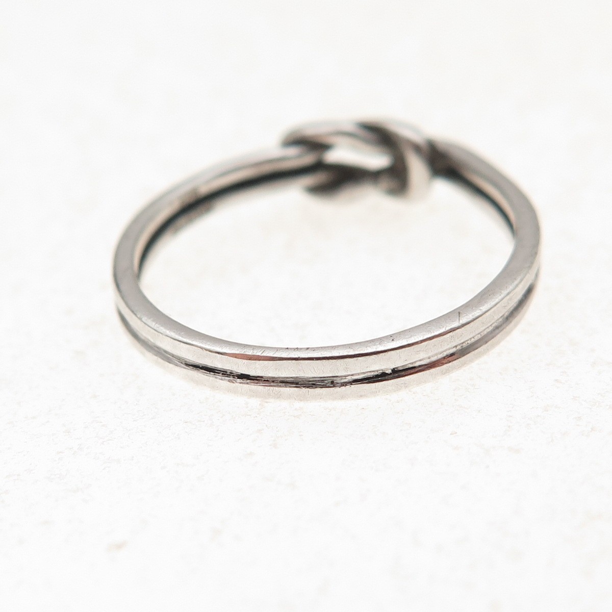James Avery 925 Sterling Silver Vintage Love Knot Oxidized Ring Size 6.75